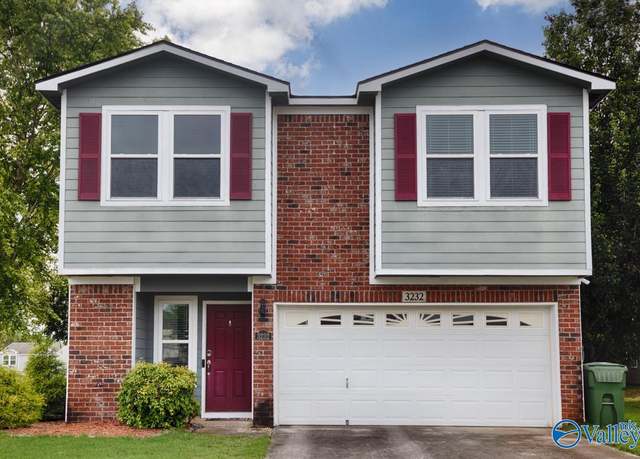 Property at 3232 Castlecreek Dr, Madison, AL 35756, 3 beds, 2.5 baths
