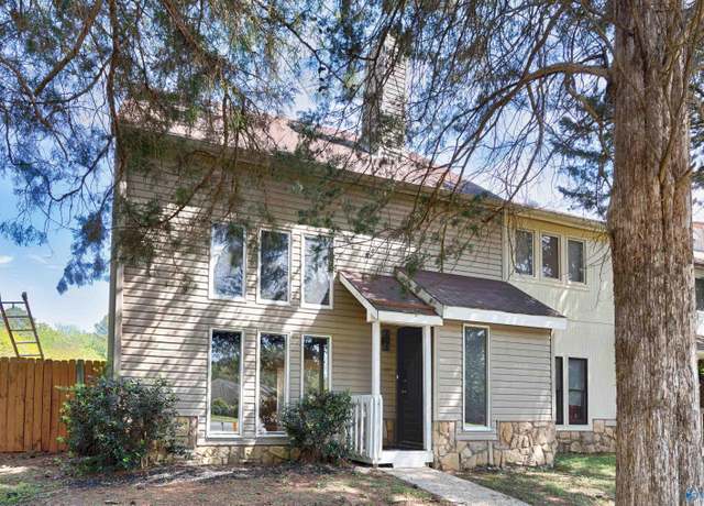 Property at 409 Hobbs Rd SE, Huntsville, AL 35803, 3 beds, 2.5 baths