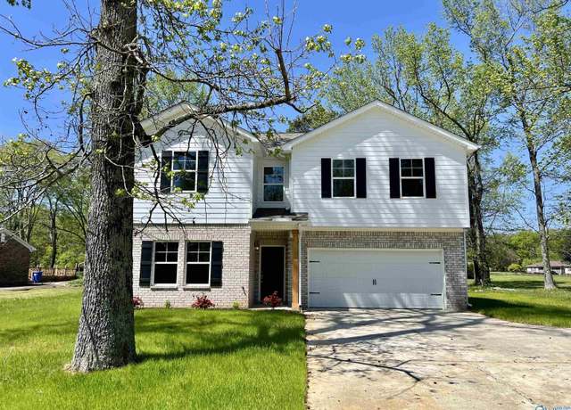 Property at 1112 Hine St, Athens, AL 35611, 5 beds, 3 baths