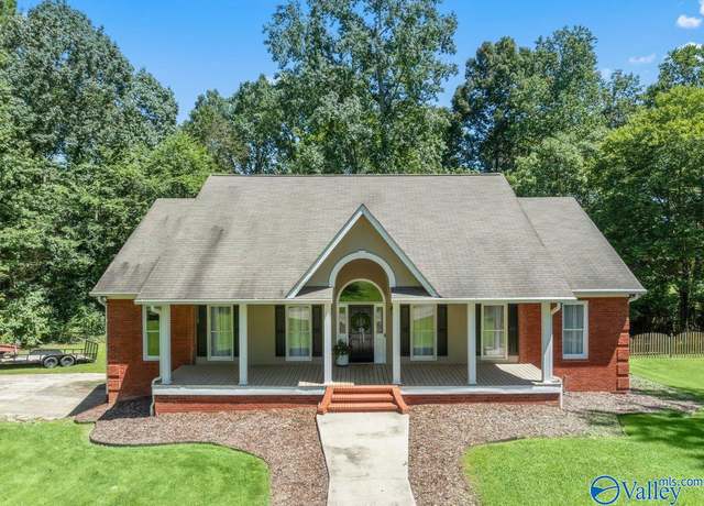 Property at 2340 Pine Lake Trl, Arab, AL 35016, 4 beds, 3.5 baths