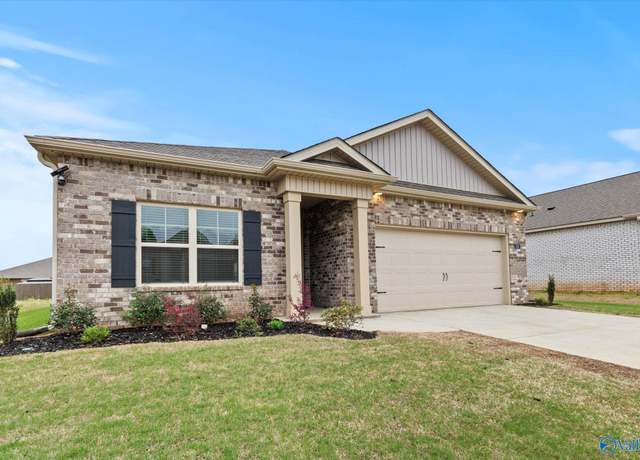 Property at 232 Antler Ridge Dr, Huntsville, AL 35811, 3 beds, 2 baths
