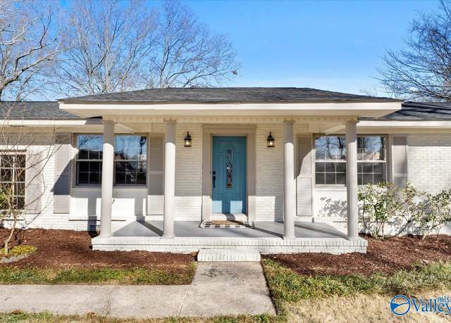 Property at 1912 Morningside Dr NW, Hartselle, AL 35640, 3 beds, 2 baths
