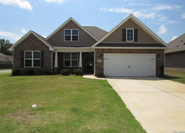 Property at 3035 Henry Rd SE, Decatur, AL 35603, 4 beds, 2.5 baths