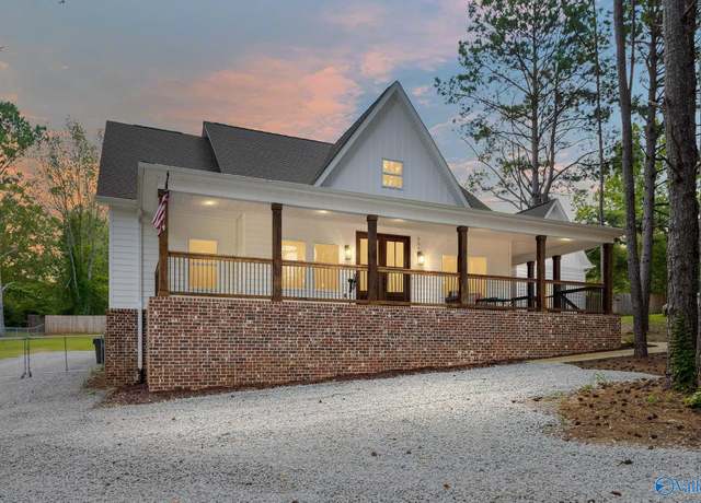 Property at 985 Pine Grove Rd, Harvest, AL 35749, 3 beds, 2.5 baths