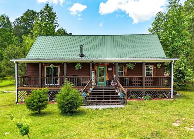 Property at 95 County Road 369, Fort Payne, AL 35967, 3 beds, 2 baths