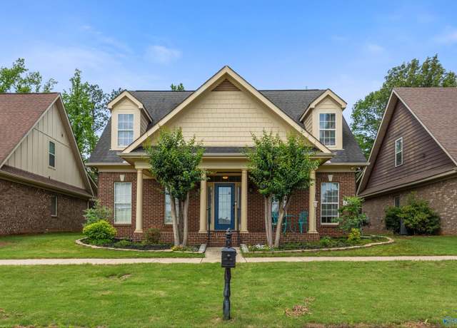 Property at 8 Cypress Point Dr, Huntsville, AL 35824, 4 beds, 2.5 baths