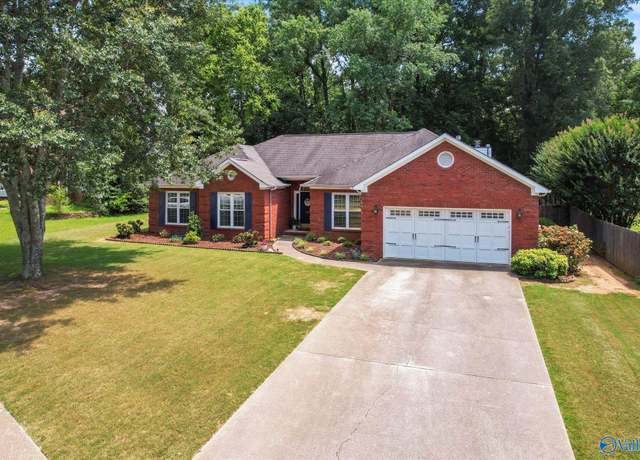 Property at 132 Pebblebrook Cir, Madison, AL 35758, 4 beds, 2 baths