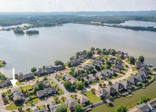 Property at 100 Lakepoint Dr, Gadsden, AL 35901, 3 beds, 2.5 baths