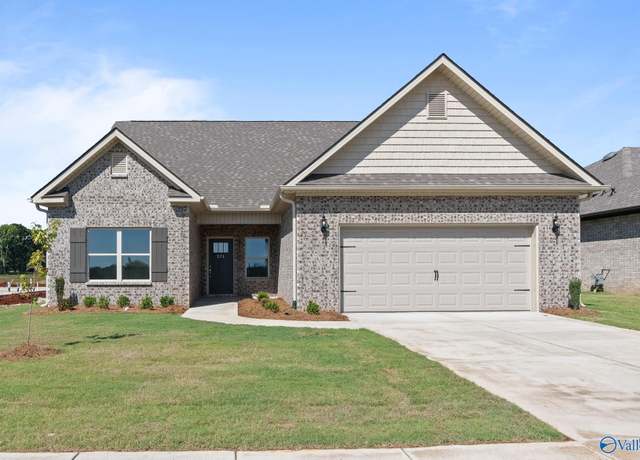Property at 108 Speck Cir, Meridianville, AL 35759, 4 beds, 3 baths