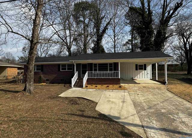 Property at 204 3rd St NE, Arab, AL 35016, 4 beds, 2 baths