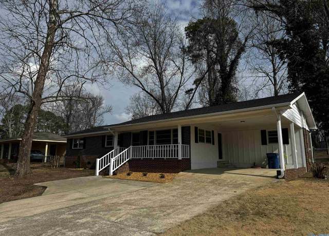 Property at 204 3rd St NE, Arab, AL 35016, 4 beds, 2 baths