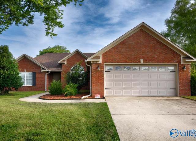 Property at 118 Meadow Pond Ln, Madison, AL 35757, 3 beds, 2 baths