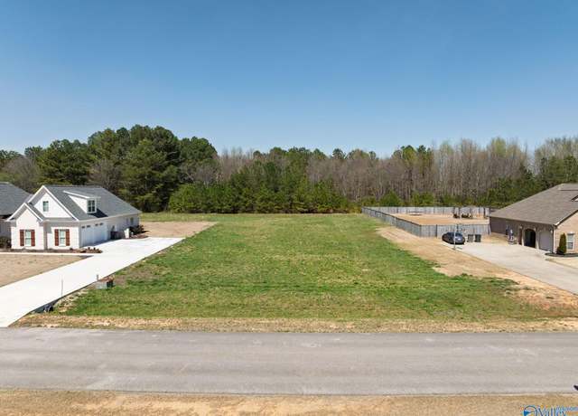 Property at 284 Brothers Ln, Rogersville, AL 35652