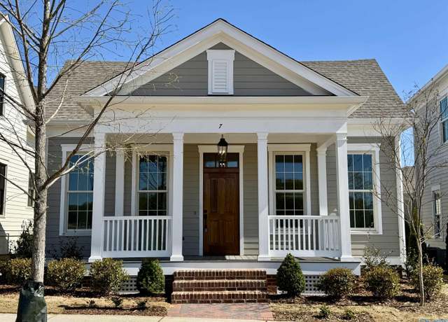 Property at 7 Angell St NW, Huntsville, AL 35806, 3 beds, 2 baths