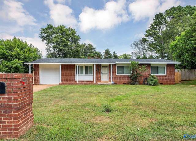 Property at 3107 Acklen Dr SW, Huntsville, AL 35805, 3 beds, 2 baths