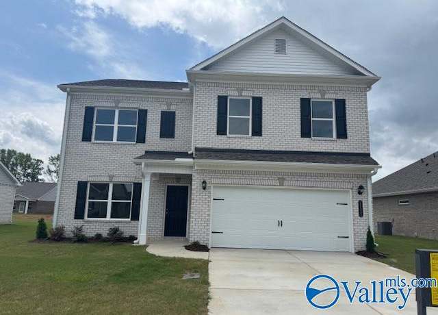 Property at 20332 Spruce Valley Dr, Athens, AL 35611, 4 beds, 2.5 baths