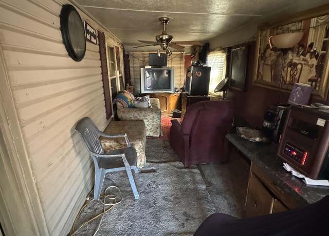 Property at 1110 Springfield Ave, Gadsden, AL 35903, 2 beds, 1 bath