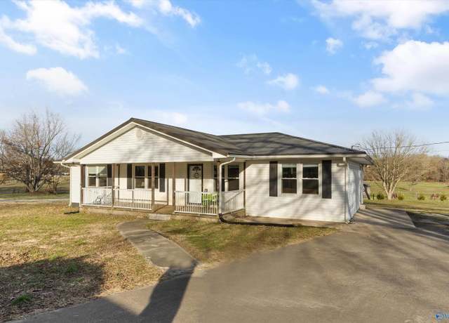 Property at 20940 Yarbrough Rd, Athens, AL 35613, 4 beds, 2 baths