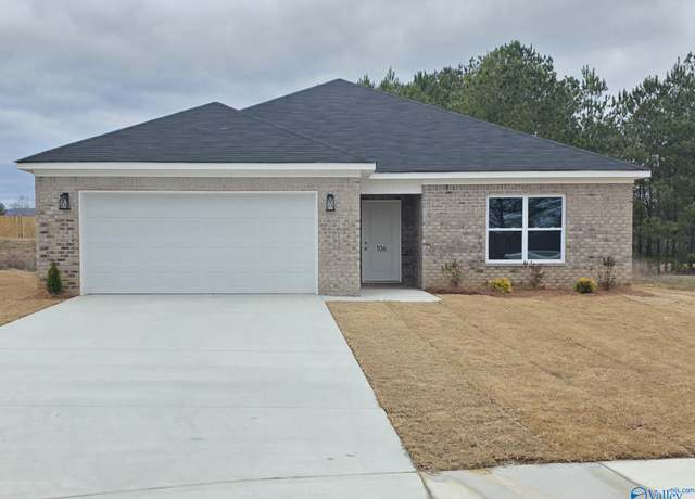 Property at 106 Grace Ridge Way, New Hope, AL 35760, 4 beds, 2 baths