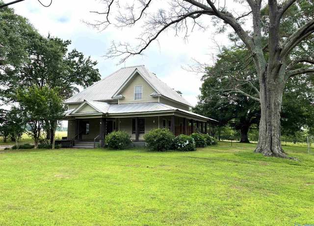 Property at 1105 County Road 606, Hanceville, AL 35077, 4 beds, 2 baths