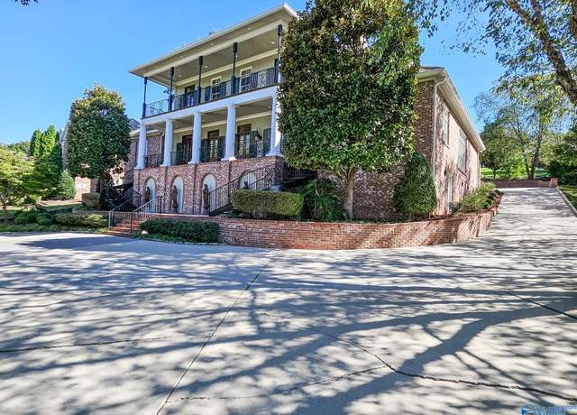 Property at 2870 High Mountain Rd NE, Huntsville, AL 35811, 5 beds, 4.5 baths