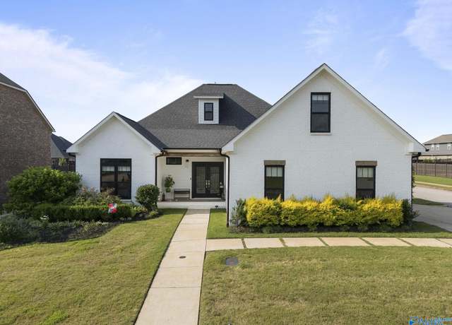 Property at 24673 Beacon Cir, Athens, AL 35613, 4 beds, 3 baths