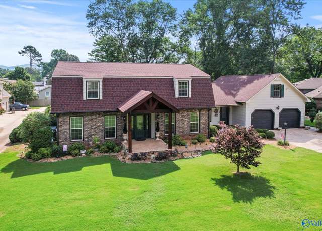 Property at 3225 Riley Rd SW, Huntsville, AL 35801, 4 beds, 4 baths