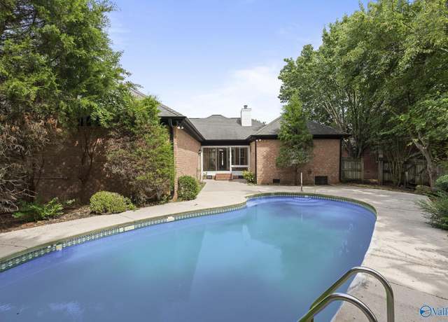 Property at 231 Pebble Brook Dr, Madison, AL 35758, 3 beds, 3 baths