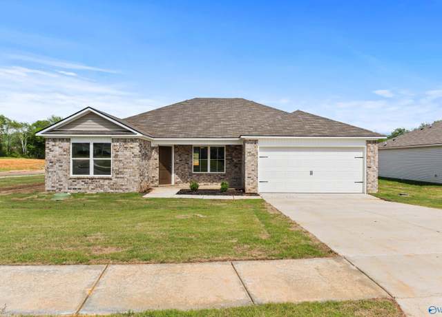 Property at 105 Trolley Ct, New Market, AL 35761, 4 beds, 2 baths