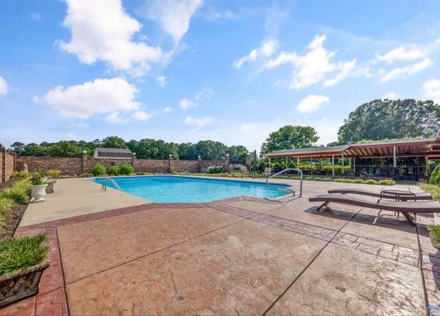 Property at 19356 Huntsville Brownsferry Rd, Athens, AL 35611, 3 beds, 1.5 baths