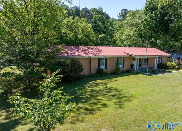 Property at 1796 Old Big Cove Rd, Owens Cross Roads, AL 35763, 4 beds, 2.5 baths