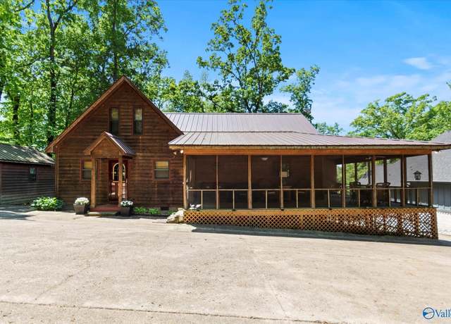 Property at 6429 Casteel Ln, Athens, AL 35611, 3 beds, 1.5 baths