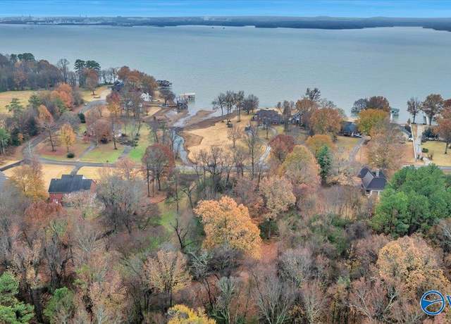 Property at 12725 Lookingbill Ln, Athens, AL 35611