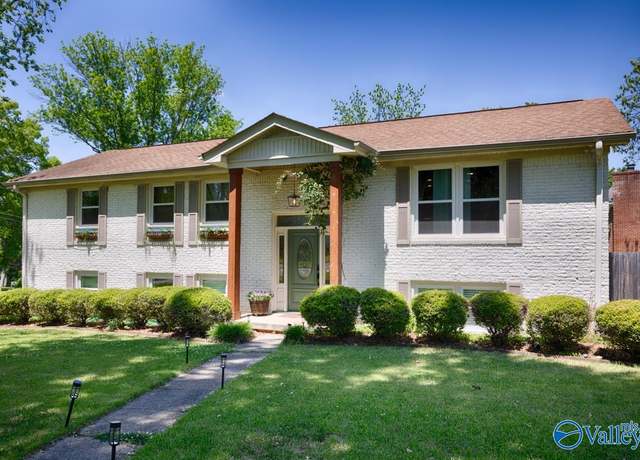 Property at 620 Valley View Ter SE, Huntsville, AL 35803, 4 beds, 3 baths