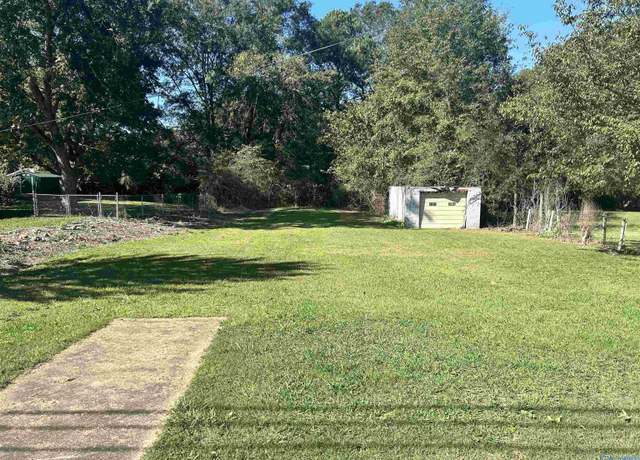 Property at 309 Dailey St, Piedmont, AL 36272