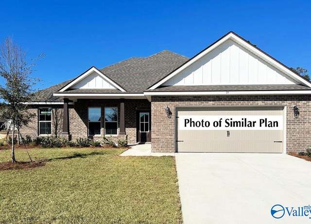 Property at 109 Dolf Leaf Ln, Huntsville, AL 35811, 4 beds, 2 baths