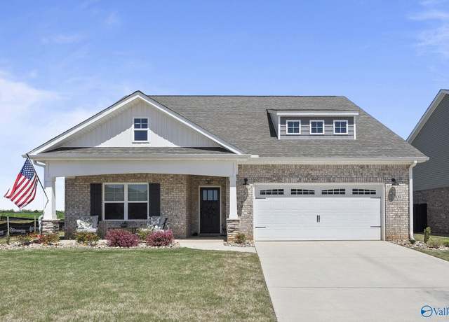 Property at 309 Avebury Rd, Meridianville, AL 35759, 4 beds, 3 baths