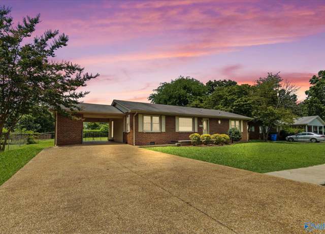 Property at 1506 S Houston St, Athens, AL 35611, 2 beds, 2 baths