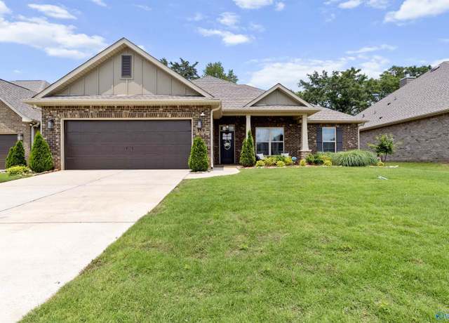 Property at 159 Creek Ridge Dr, Meridianville, AL 35759, 4 beds, 2 baths