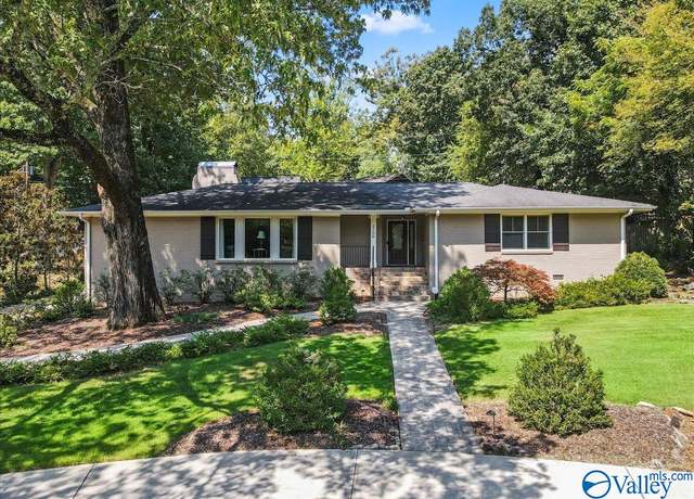 Property at 2106 Covemont Dr, Huntsville, AL 35801, 5 beds, 3 baths