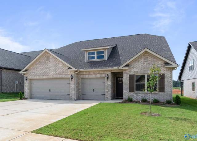 Property at 212 Marvel St, Meridianville, AL 35759, 3 beds, 2.5 baths