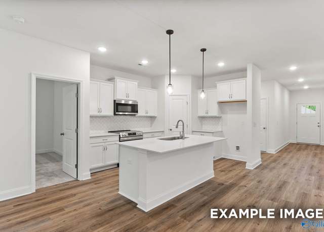 Property at 236 Jerrie Lynn Blvd, Meridianville, AL 35759, 3 beds, 2 baths