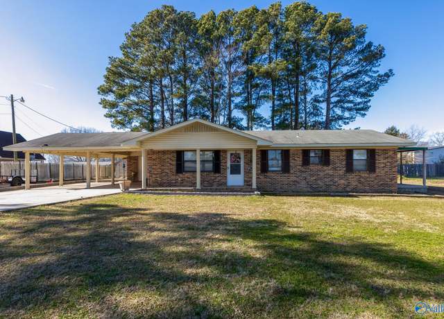 Property at 3911 County Road 434, Moulton, AL 35650, 3 beds, 2 baths