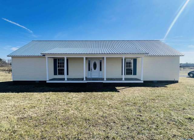 Property at 1922 County Road 46, Crossville, AL 35962, 3 beds, 2 baths
