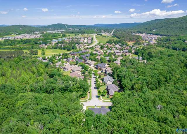 Property at 743 Bastion Ln, Huntsville, AL 35803, 4 beds, 3.5 baths