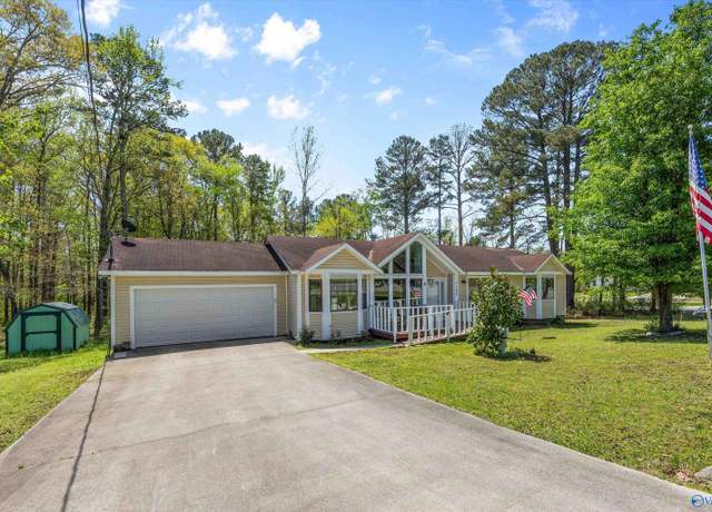 Property at 7188 County Road 150, Courtland, AL 35618, 3 beds, 2 baths
