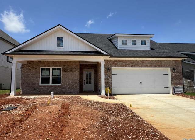 Property at 19955 Pebble Brook Ln, Athens, AL 35611, 4 beds, 3 baths