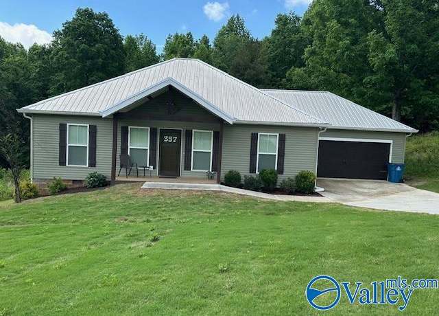 Property at 357 Tara Rd, Guntersville, AL 35976, 3 beds, 2 baths