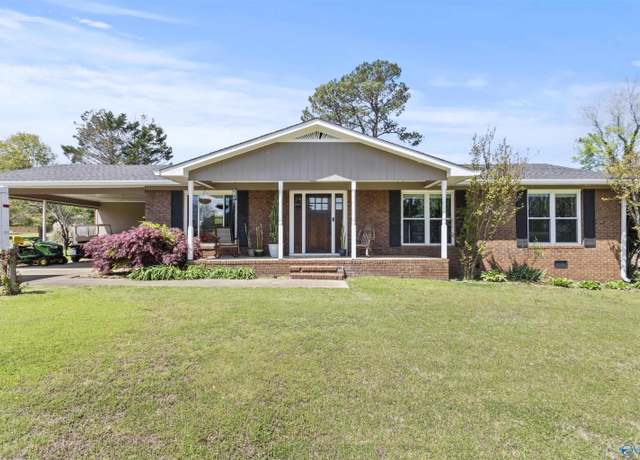 Property at 3420 Sorter Dr, Guntersville, AL 35976, 3 beds, 2 baths