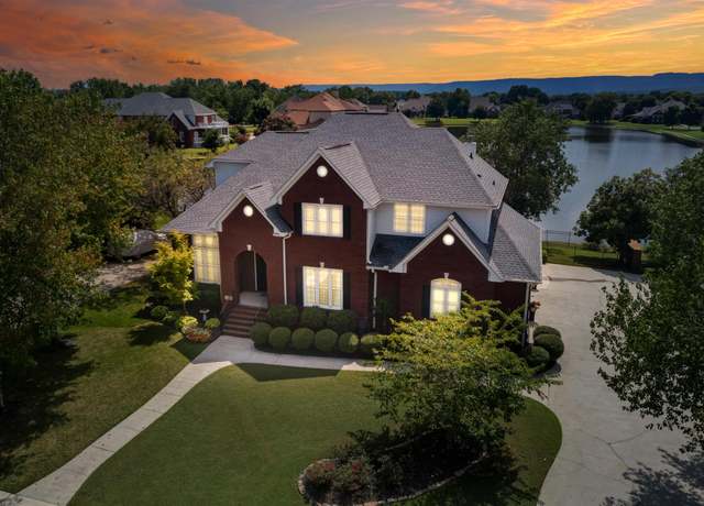 Property at 3126 Haddonstone Dr SE, Owens Cross Roads, AL 35763, 6 beds, 5.5 baths